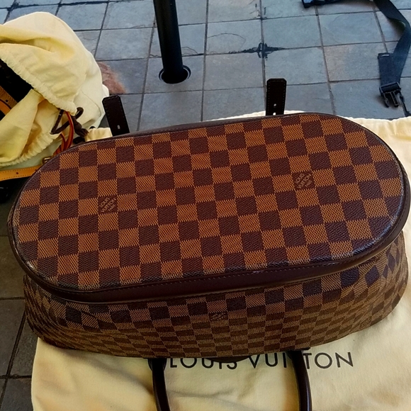 Handbag - Picture 2 of 4